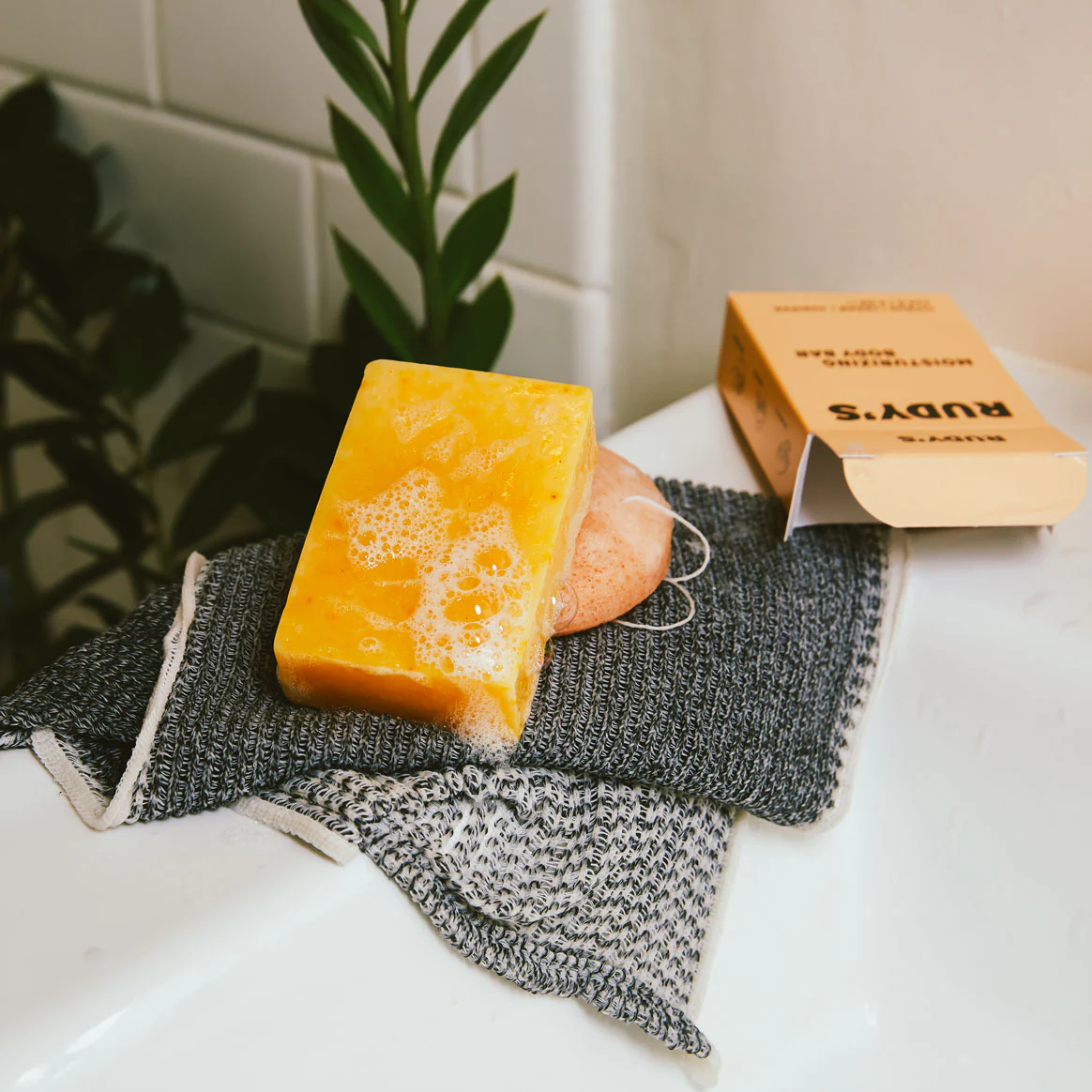 Moisturizing Body Bar - Image 4